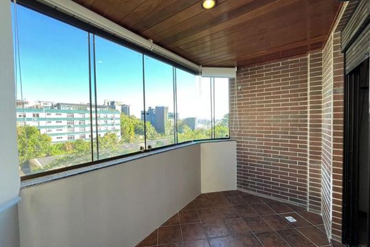 Apartamento para alugar com 3 quartos, 140m² em Rio Branco, Porto Alegre