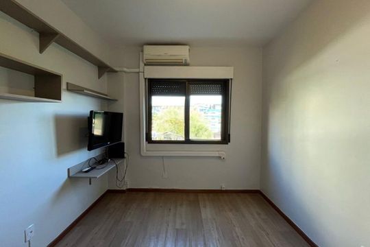 Quarto 1 de apartamento para alugar com 3 quartos, 140m² em Rio Branco, Porto Alegre