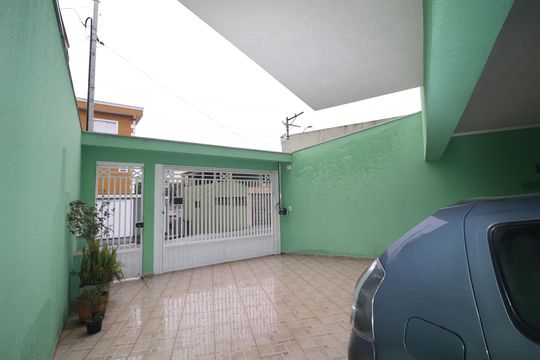 Garagem de casa à venda com 3 quartos, 151m² em Parque das Nações, Santo André