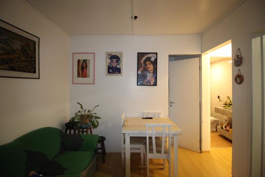 Sala de apartamento à venda com 2 quartos, 43m² em Jardim do Salso, Porto Alegre