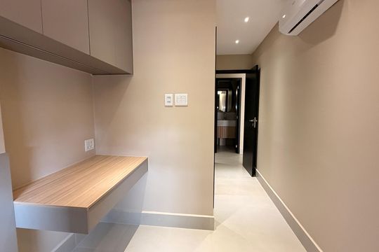 Suíte 1 de apartamento para alugar com 2 quartos, 70m² em Setor Bueno, Goiânia