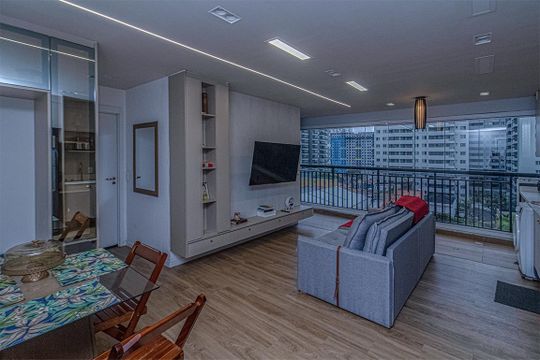 Apartamento à venda com 3 quartos, 73m² em Vila Nair, São Paulo