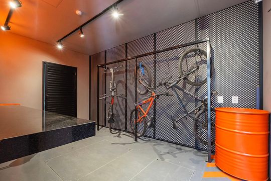 Bicicletário de kitnet/studio à venda com 1 quarto, 25m² em Pinheiros, São Paulo