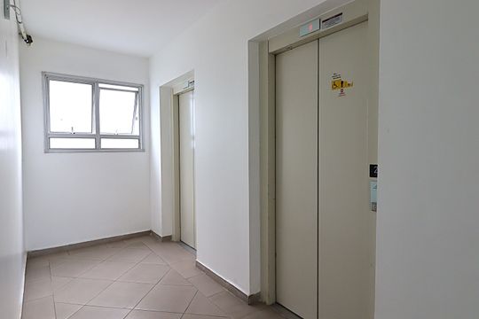 Área comum - Elevadores de apartamento à venda com 2 quartos, 48m² em Passo das Pedras, Porto Alegre