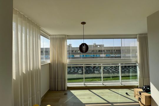 Varanda de apartamento à venda com 2 quartos, 160m² em Barra da Tijuca, Rio de Janeiro