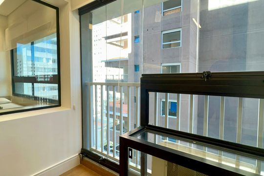 Varanda de kitnet/studio à venda com 1 quarto, 23m² em Pinheiros, São Paulo