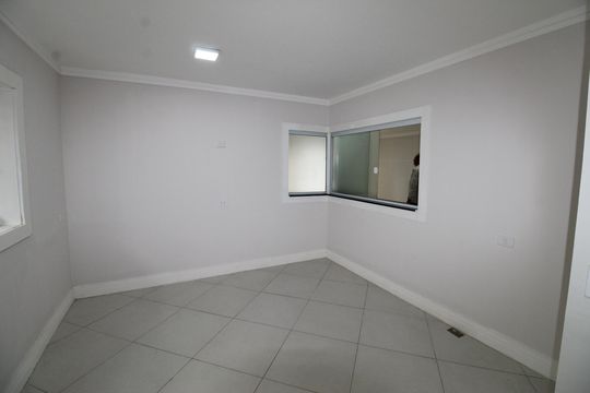 Cozinha de casa para alugar com 4 quartos, 180m² em Jardim Sao Dimas, São José dos Campos