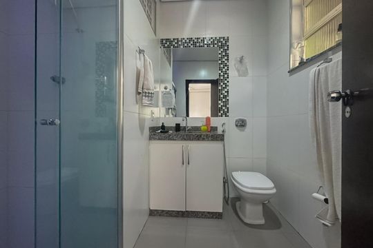 Casa para alugar com 5 quartos, 170m² em Sagrada Família, Belo Horizonte
