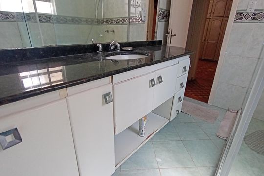 Cozinha de apartamento para alugar com 2 quartos, 140m² em Petrópolis, Porto Alegre