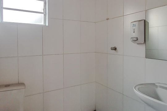 Banheiro de casa à venda com 3 quartos, 350m² em Vila Monumento, São Paulo