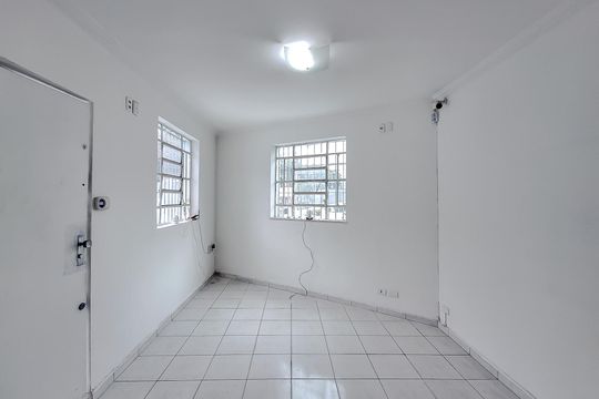Casa à venda com 3 quartos, 350m² em Vila Monumento, São Paulo