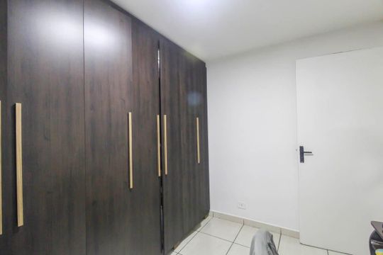 Apartamento à venda com 2 quartos, 52m² em Vila Antonieta, São Paulo