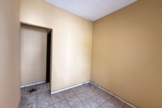 Sala de casa para alugar com 2 quartos, 50m² em Camargos, Belo Horizonte