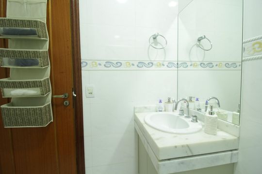 Casa à venda com 4 quartos, 153m² em Parque Sao Domingos, São Paulo