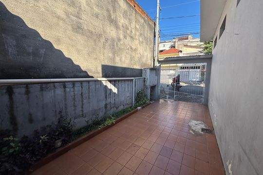Garagem de casa para alugar com 2 quartos, 130m² em Vila Robertina, São Paulo
