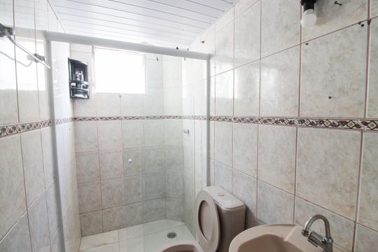 Banheiro de apartamento à venda com 2 quartos, 48m² em Jardim Raposo Tavares, São Paulo