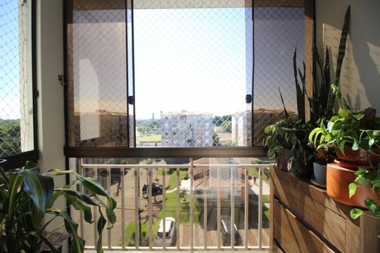 Sacada de apartamento à venda com 2 quartos, 53m² em Humaitá, Porto Alegre