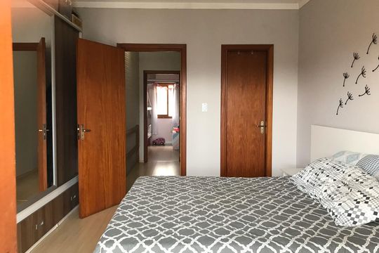 Quarto 1 de casa à venda com 2 quartos, 121m² em Aberta dos Morros, Porto Alegre