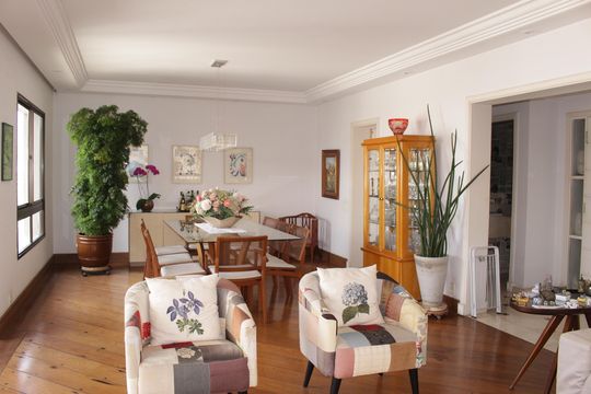 Apartamento à venda com 4 quartos, 185m² em Santa Cecilia, São Paulo