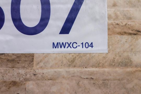 Plaquinha - Cód. MWXC-104 de casa à venda com 2 quartos, 240m² em Parque Guarani, São Paulo