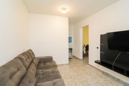 Casa à venda com 2 quartos, 240m² em Parque Guarani, São Paulo