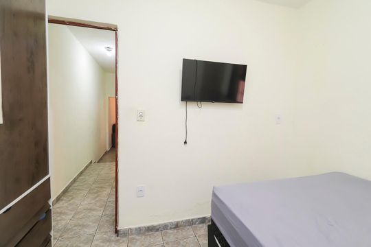 Quarto 1 de casa à venda com 2 quartos, 240m² em Parque Guarani, São Paulo