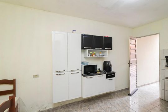 Cozinha de casa à venda com 2 quartos, 240m² em Parque Guarani, São Paulo