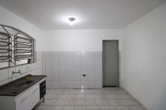 Cozinha de casa à venda com 1 quarto, 290m² em Jardim Sao Sebastiao, São Paulo