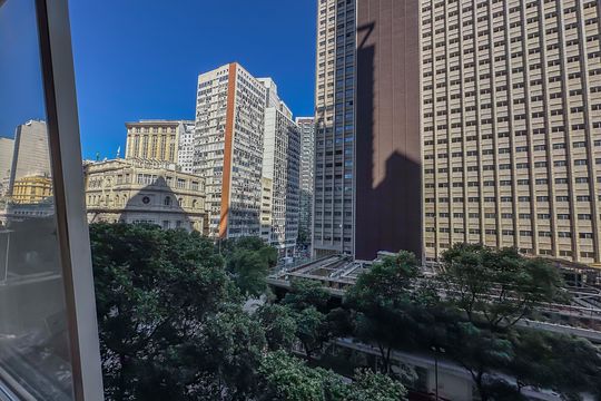 Kitnet/Studio à venda com 1 quarto, 32m² em Centro, Rio de Janeiro