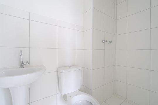 Banheiro Social de apartamento para alugar com 2 quartos, 43m² em Barra Funda, São Paulo