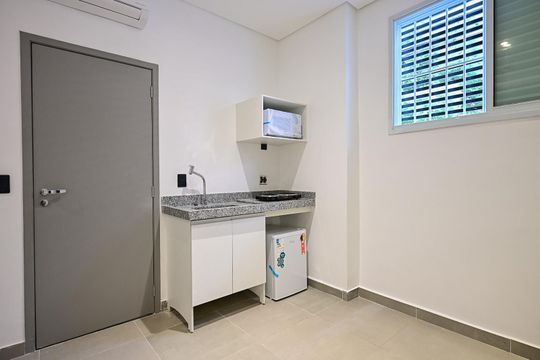 Cozinha de kitnet/studio para alugar com 1 quarto, 18m² em Lapa de Baixo, São Paulo