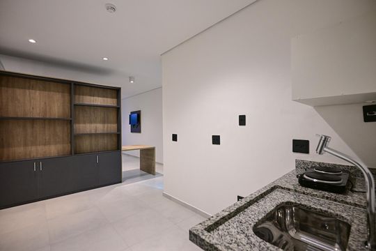 Cozinha de kitnet/studio para alugar com 1 quarto, 32m² em Lapa de Baixo, São Paulo