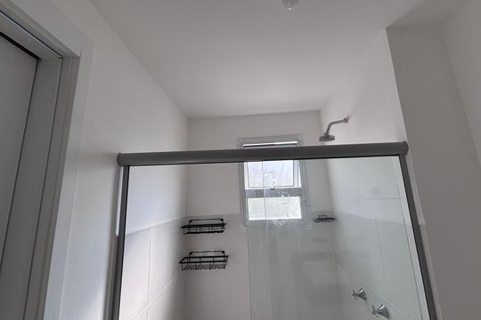 Banheiro de apartamento à venda com 2 quartos, 46m² em Recreio dos Bandeirantes, Rio de Janeiro