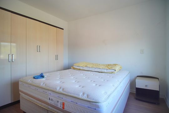 Quarto  de apartamento à venda com 1 quarto, 42m² em Cristo Rei, São Leopoldo