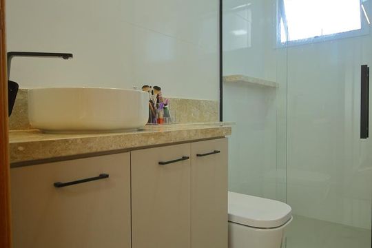 Banheiro da Suíte  de apartamento à venda com 3 quartos, 77m² em Vila Marlene, São Bernardo do Campo