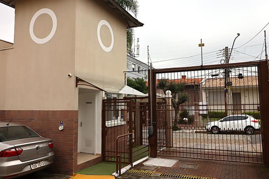 Casa à venda com 3 quartos, 150m² em São Sebastião, Porto Alegre