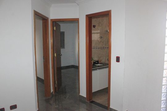 Corredor de casa à venda com 5 quartos, 247m² em Jardim Paraventi, Guarulhos