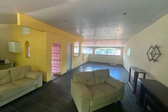 Sala de casa para alugar com 3 quartos, 390m² em Campo Grande, Rio de Janeiro