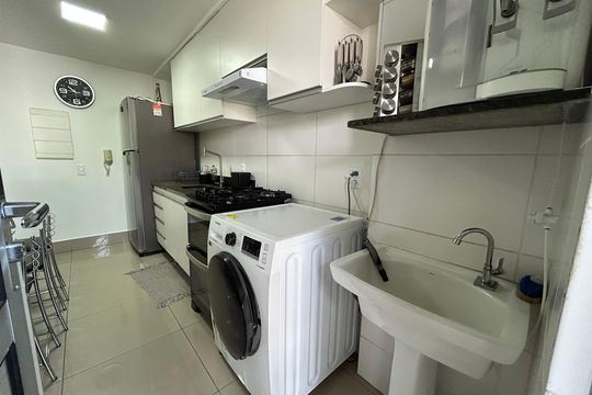 Apartamento à venda com 2 quartos, 70m² em Santa Amelia, Belo Horizonte