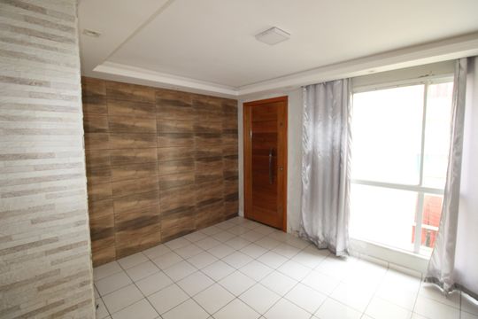 Apartamento para alugar com 2 quartos, 45m² em Conjunto Residencial José Bonifácio, São Paulo