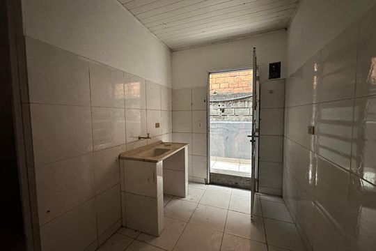 Sala/Cozinha de casa à venda com 2 quartos, 150m² em Parque Imperial, Barueri