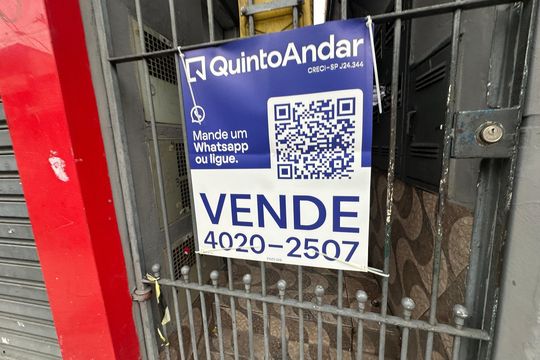 Fachada de casa à venda com 2 quartos, 150m² em Parque Imperial, Barueri