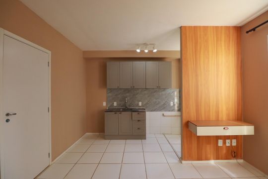 Sala de apartamento para alugar com 2 quartos, 43m² em (o-16), Ribeirão Preto