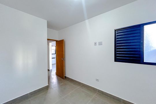 Quarto 1 de apartamento para alugar com 2 quartos, 40m² em Vila Invernada, São Paulo