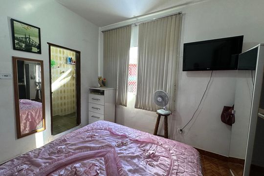 Suíte de casa à venda com 3 quartos, 323m² em Jardim Belval, Barueri