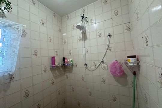 Banheiro Social de casa à venda com 3 quartos, 323m² em Jardim Belval, Barueri