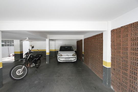 Garagem de apartamento para alugar com 2 quartos, 100m² em Santa Lúcia, Belo Horizonte