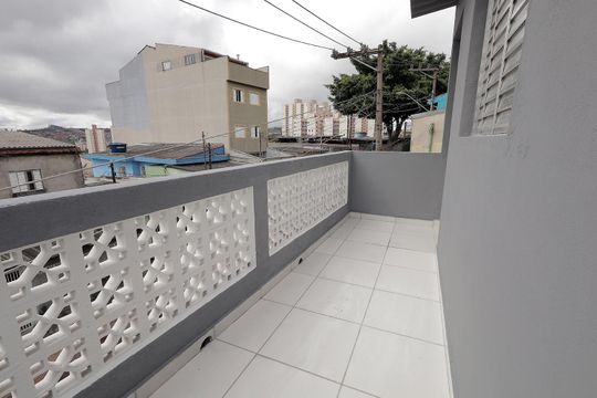 Sacada de casa para alugar com 1 quarto, 70m² em Jardim do Estádio, Santo André