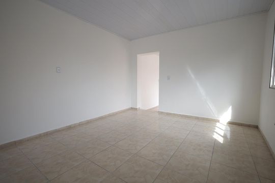 Sala de casa para alugar com 1 quarto, 70m² em Jardim do Estádio, Santo André