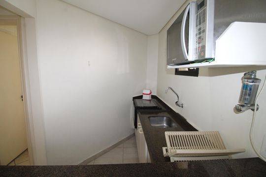 Cozinha de apartamento para alugar com 1 quarto, 53m² em Jardim Sao Dimas, São José dos Campos